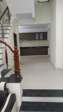 Bán nhà Phúc Lợi, DT 38,4m2, 3 tầng ngõ ô tô 12247637