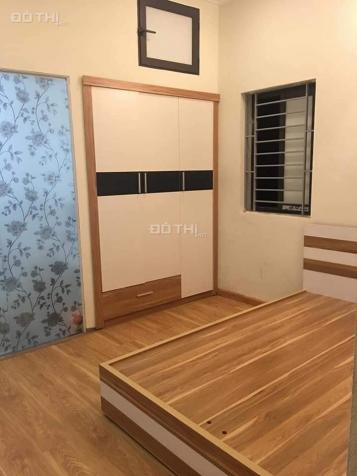 Bán gấp nhà Trường Chinh - Đống Đa - lô góc, KD - DT 32m2 - Giá 2,1 tỷ 12130256