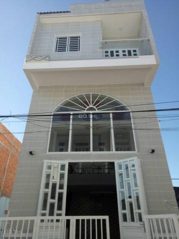 Bán nhà 1 trệt, 1 lầu, DTSD trên 100m2, ngang 5m, đường Võ Văn Kiệt, giá dưới 2 tỷ 12141950