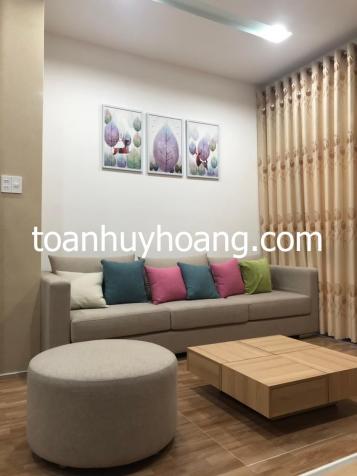 Cho thuê nhà 3 tầng khu Phạm Văn Đồng, 3 phòng ngủ, có sân để ô tô, giá 21 triệu/th 12224131