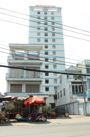 Cần bán gấp căn hộ chung cư Nguyễn Quyền ngay ngã tư Bốn Xã, diện tích 66m2, 2PN, 990tr 12235394