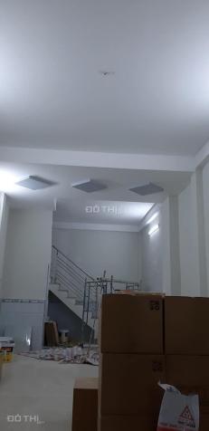 Cho thuê nhà nguyên căn 2 PN 2 WC, 80 m2, Tây Thạnh, Tân Phú 12189105