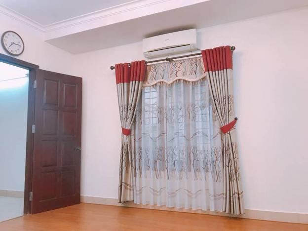 Bán nhà mặt phố Nguyễn Thái Học 37 tỷ, 111m2, vị trí đẹp, đắc địa nhất phố quận Đống Đa 12518580