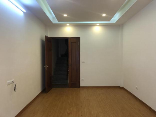 Bán nhà ngay ngã tư Lò Đúc, Hai Bà Trưng, DT 40m2x5T, giá 3.3 tỷ 12355467