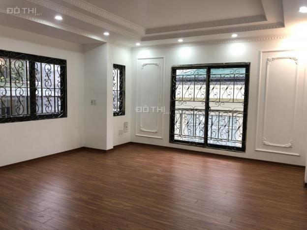 Bán nhà mặt ngõ phố 825 phố Hồng Hà, Hoàn Kiếm, gần Nhà Hát Lớn, 60m2 có sân cổng, giá 4.2 tỷ 12334283