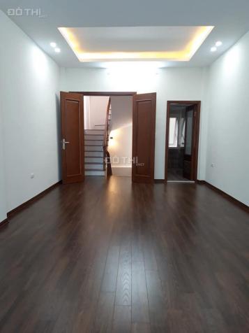 Bán nhà ngõ 67 Thái Thịnh, DT 45m2 * 5 tầng, ngõ thông, ô tô vào kd được, giá 5.6tỷ 12380251