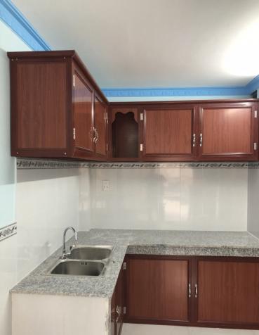 Bán nhà 1 lầu 47m2 gần TTTM Vincom - hẻm 435 Huỳnh Tấn Phát, Q7 12473697