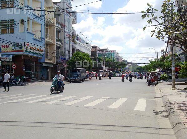 Cho thuê nhanh nhà mặt tiền đường Chu Văn An, quận Bình Thạnh. KD tự do 12405702