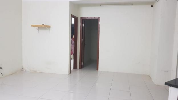 Cần bán căn hộ chung cư 74m2, có 3 phòng ngủ, VP6 Linh Đàm, Hoàng Mai, HN, nhà sạch đẹp giá 1,2 tỷ 12418414