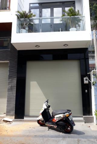 Bán nhà phố mới xây tuyệt đẹp HXH 502/58 Huỳnh Tấn Phát, P. Bình Thuận, Q7 12474441