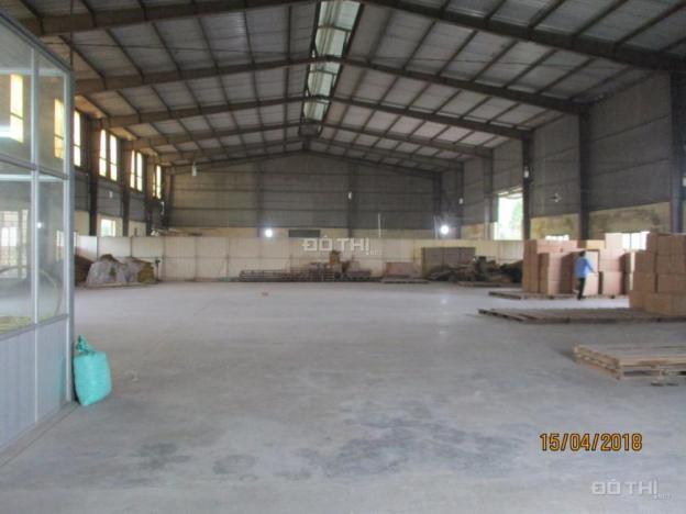 Chính chủ, cho thuê mặt bằng (1,000m2), kho xưởng (1,400m2) mặt đường Quốc Lộ 6, Chương Mỹ, Hà Nội 12422786