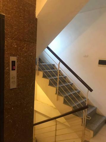 Chính chủ bán gấp nhà phố cổ Nguyễn Khuyến, thang máy, 38m2,7 tầng, MT 4,2m, giá 8,7 tỷ 12456295