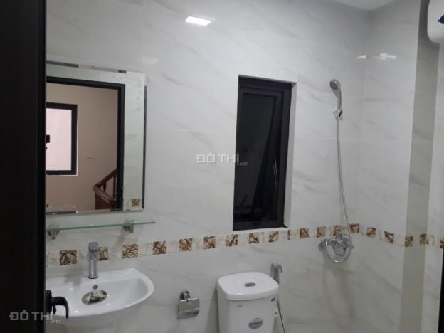 Bán nhà đẹp cạnh Vincom Hà Đông, kinh doanh thuận lợi, DT 35m2, giá 3,3 tỷ. LH 0964427111 12437923