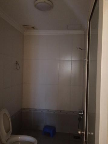 1050 Chu Văn An, Bình Thạnh, DT: 63m2, 2 PN, 1 WC 12488279