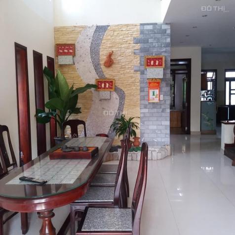 Cho thuê nhà 3 tầng đẹp đầy đủ nội thất, kiệt ôtô vào nhà được tại Phan Bội Châu 12465960