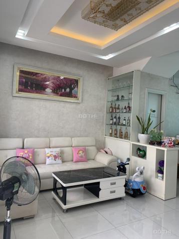 Bán nhà phố khu Khang Điền Quận 9, 5,7 tỷ có nội thất đẹp, khu an ninh, hướng Đông Nam. 0901478384 12444633