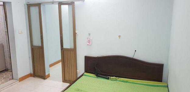 Căn hộ tầng 3 Quỳnh Mai 53m2, 2 phòng ngủ mới sơn đẹp, có đồ, giá 1.6 tỷ 12523511