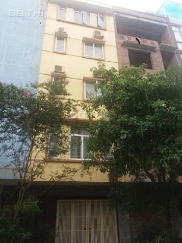 Cho thuê nhà ngõ 78 phố Duy Tân, DT 50m2 x 5 tầng, ngõ rộng 10m khu tập trung các văn phòng công ty 12491579