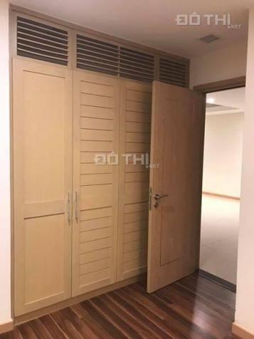 Cho thuê gấp căn hộ chung cư N05-KĐT Trung Hòa Nhân Chính, 155m2, 3 PN sáng, đồ cơ bản, 14tr/th 12498842