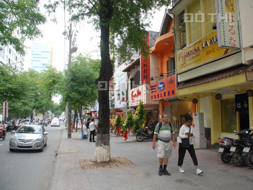 Bán nhà mặt tiền đường Calmette, P. Nguyễn Thái Bình, Quận 1 12510116