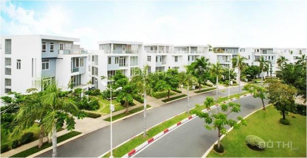 Biệt thự đơn lập Villa Park Quận 9, DT 260m2, cạnh hồ bơi, nội thất mới, giá 22 tỷ. LH 0934020014 12513898