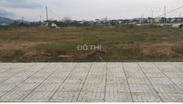 Chính chủ bán rẻ lô đất đối diện hồ Bàu Tràm, 100m2 / 2.75 tỷ, lh 0907010936 12524116