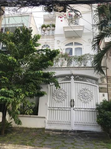 Nhà biệt thự 8x21.5m KDC Nam Long Phú Thuận, Quận 7, DT 1 trệt, 2 lầu, ST, giá 16 tỷ 12541044