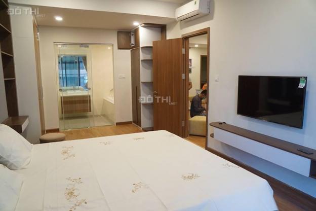 Cho thuê căn hộ Hà Đô Park View Dịch Vọng, 144m2, 3 phòng ngủ, đủ đồ, 15 tr/th, nhà mới view thoáng 12553880