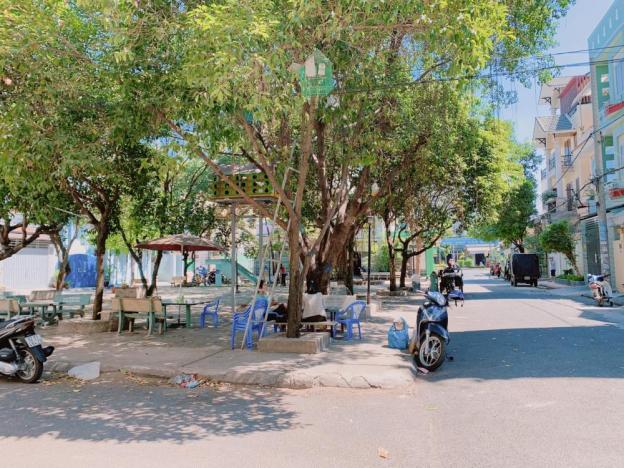 Bán nhà khu VIP Nguyễn Cửu Đàm có công viên trước nhà, 5mx19m, 4.5 tấm 12622681