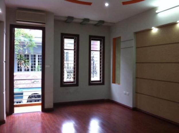 Bán nhà phân lô ngõ 49 Huỳnh Thúc Kháng 80m2,5T, KD,cho thuê VP 0987888354 12601356