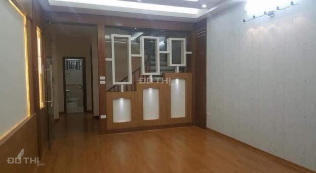 Bán nhà đường Nguyên Hồng, Quận Đống Đa, 50m2 x 5T, ô tô đỗ, kinh doanh đỉnh, giá 9 tỷ 12575733