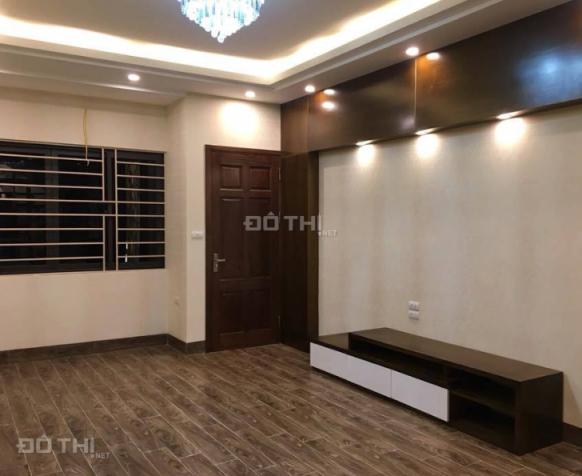 Bán gấp nhà ngõ 1194, đường Láng, 50m2 x 5 tầng. Giá 4,1 tỷ 12582458