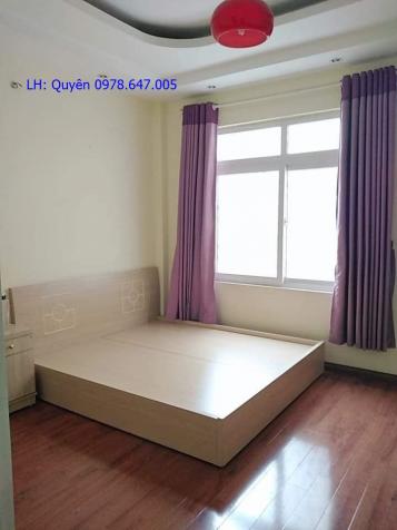 Hot, nhà Đê La Thành 40m2, 6 tầng, giá chỉ hơn 70 triệu/m2 12630222