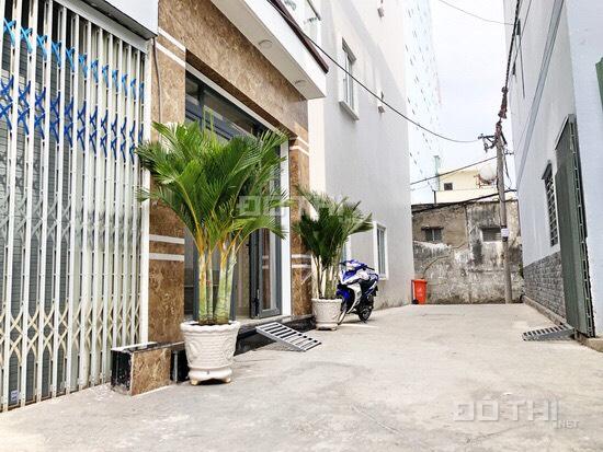 Hàng vip - Cần bán nhà phố 3 lầu HXH 5m Lý Phục Man, P. Bình Thuận, Quận 7 12595434