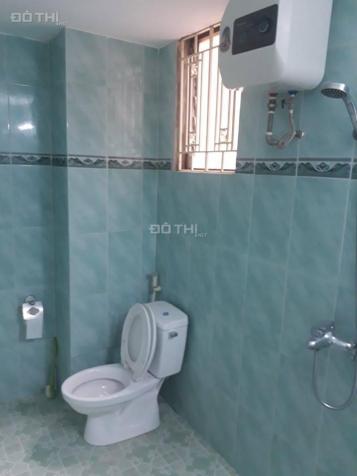 Chỉ 2.7 tỷ có nhà Lê Thanh Nghị, 40m2, 5 tầng, vài bước ra phố, LH: 0942216262 12608121