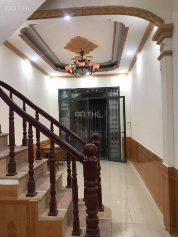 Nhà đẹp ở ngay kinh doanh ô tô văn phòng, Nguyễn Xiển, Thanh Xuân 42 m2 x 4 tầng. 0902139199 12617139