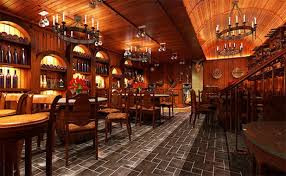 Cho thuê nhà phố mặt tiền Nguyễn Du, diện tích 350m2 thích hợp mở nhà hàng, cafe 12659270