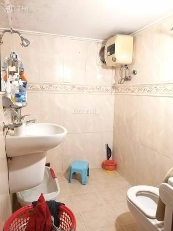 Bán căn hộ tập thể Nam Thành Công, Ba Đình, DT 70m2, giá 2,05 tỷ, chỉ việc ở 12638977