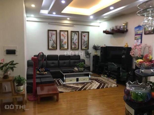 Cần bán CC 310 Minh Khai DT 71m2, để lại nội thất, đã có sổ đỏ, giá 1,9 tỷ. LH: 036843 8585 12639184