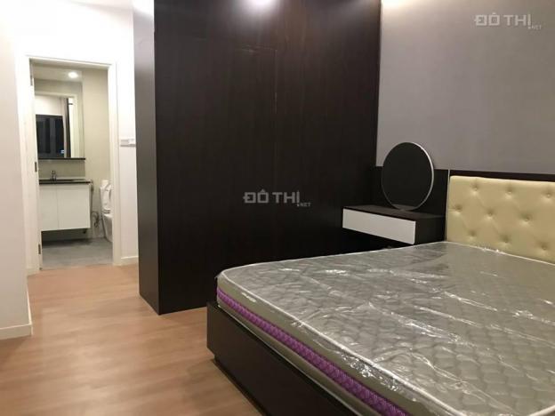 Chính chủ cho thuê căn hộ chung cư Eurowindown Multi Complex. 120m2, 3PN, full đồ đẹp, nhà thoáng 12642101