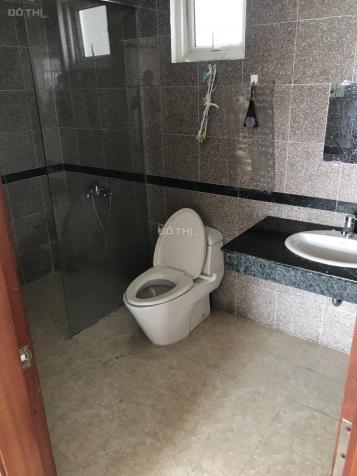 Cho thuê căn hộ 2 phòng ngủ, 2 toilet nhà trống có rèm giá 8 tr/th view đẹp, 0944 376757 Khang 12642692