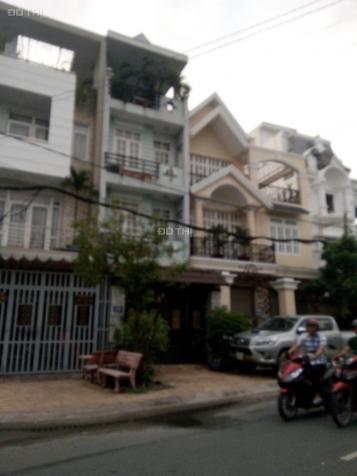 Bán nhà đường Nguyễn Cửu Đàm, p. Tân Sơn Nhì, q. Tân Phú 12x20m, 3 tấm, giá 24 tỷ thương lượng 12645687