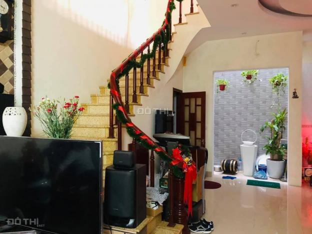 Bán gấp nhà đường Lê Hồng Phong, Phường Mỗ Lao, Hà Đông, 82m2, 5 tầng. LH 0916630468 12651234