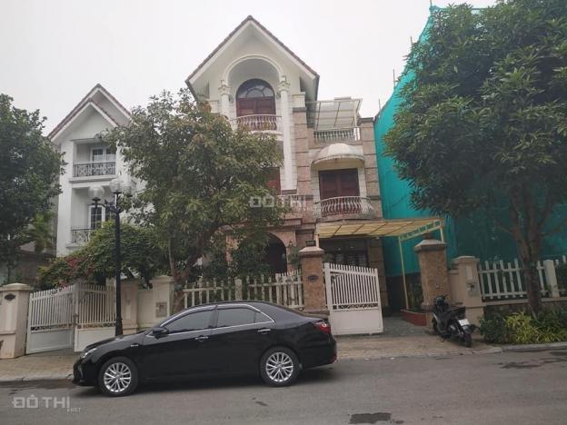 Chính chủ bán biệt thự Vinhomes Long Biên, 274m2, 4 tầng, MT 9.2m, giá thương lượng. (Miễn MG, TG) 12653398