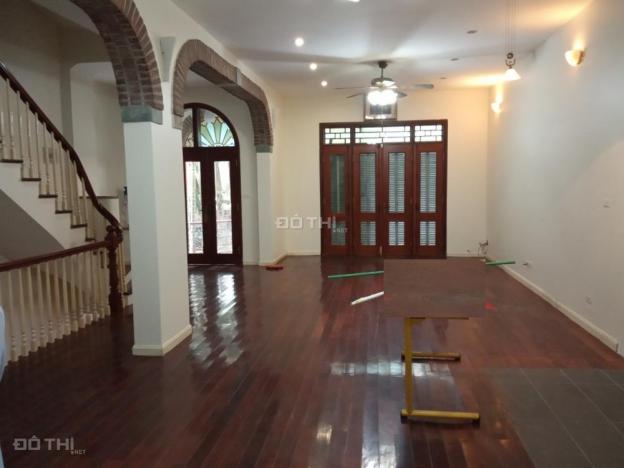 Cho thuê nhà 110m2 x 5 tầng tại Lê Đức Thọ, vị trí đẹp làm văn phòng, spa 12655718