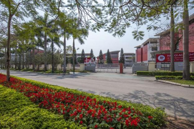 Cần bán gấp lô biệt thự K 336m2 mặt đường Nguyễn Văn Huyên kéo dài, đã hoàn thiện, vào ở ngay 12656306