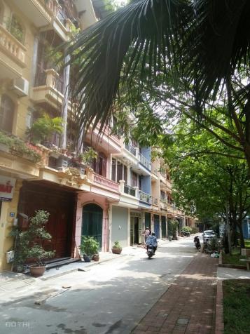 Hiếm, chính chủ bán nhà liền kề cực đẹp khu ĐTM Định Công, 70m2, 4 tầng, mặt tiền 4.4m, chỉ 9.5 tỷ 12657429