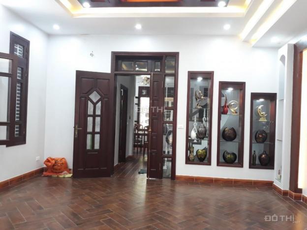 Gia đình bán nhà 317 Hoàng Hoa Thám, Ba Đình, 55m2 x 5T, 3 mặt thoáng, gara ô tô trong nhà 12663871