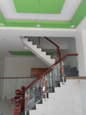 Nhà đẹp cần bán 4x10m, xây 2 lầu, giá 2,05 tỷ. LH 0983 677 359 12665631