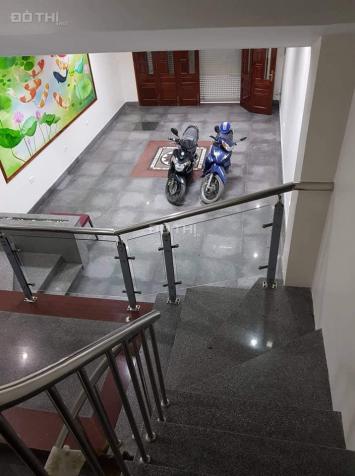 Nhà phân lô Hào Nam, 67m2 * 7 tầng thang máy, mt 5m, có gara, nội thất gỗ Đinh Hương quý 12670469